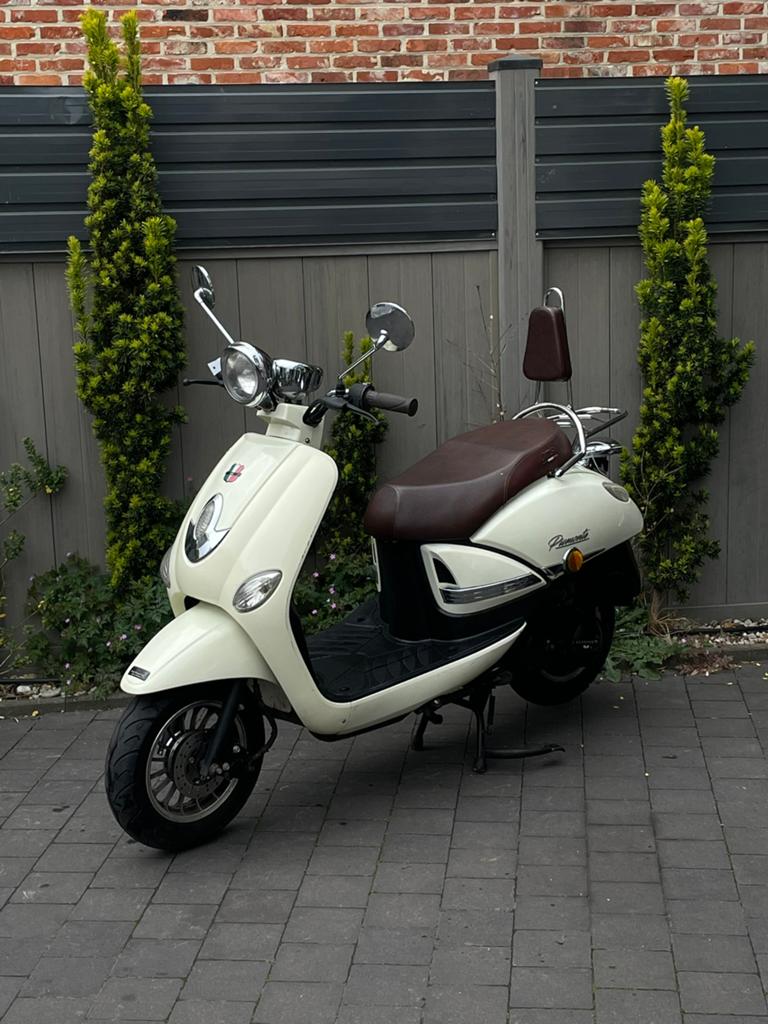 Scooter | A Klasse | Bj2019 | 7.060km | Start en rijdt Super, Fietsen en Brommers, Scooters | Overige merken, Piemonte, Klasse A (25 km/u)
