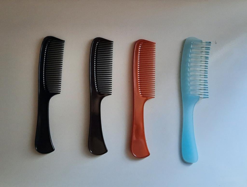 Haar-kammen, Handtassen en Accessoires, Uiterlijk | Haarverzorging, Ophalen of Verzenden, Zo goed als nieuw, Kam of Borstel