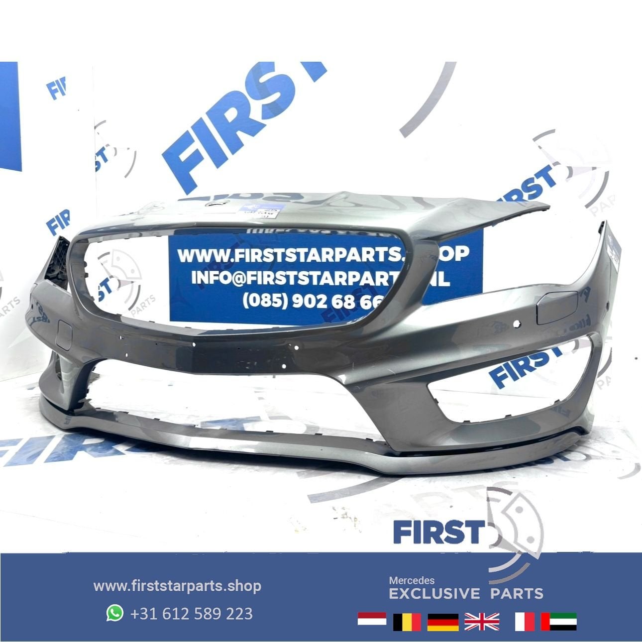 W117 BUMPER C117 CLA AMG VOORBUMPER A1178850825 WIT ZWART GR, Auto-onderdelen, Carrosserie, Bumper, Mercedes-Benz, Voor, Gebruikt