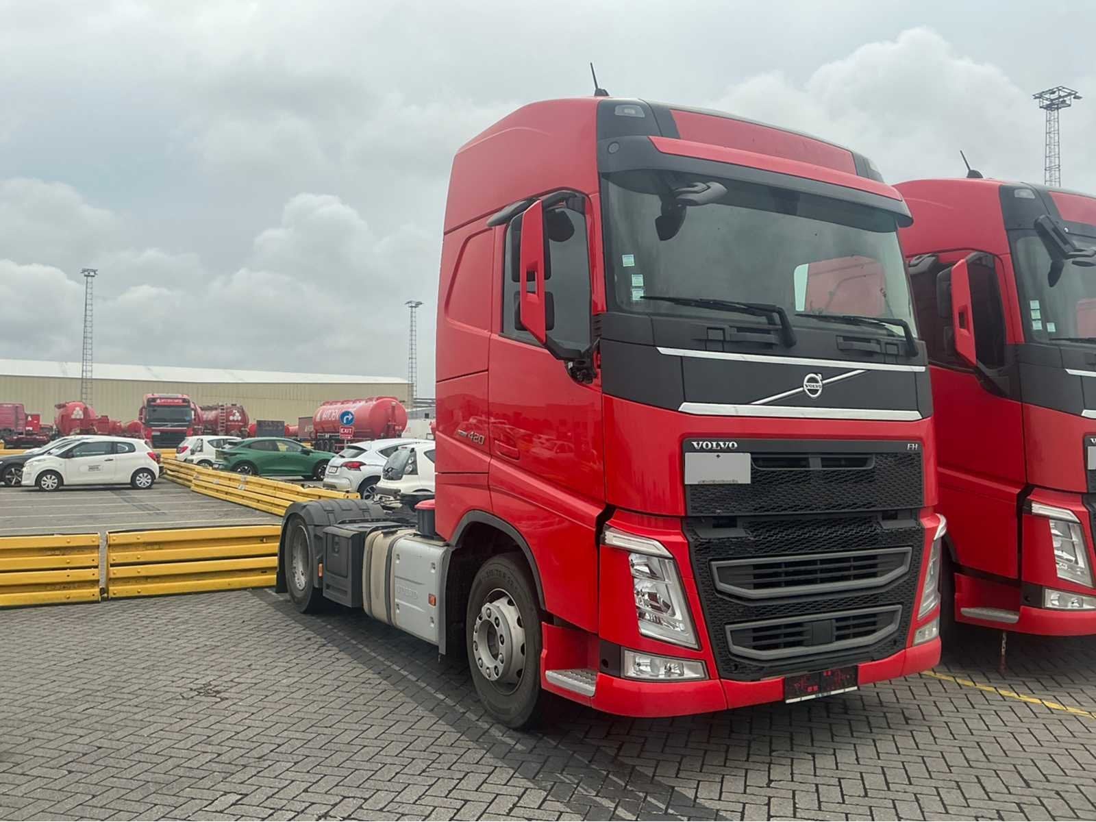 2019 Volvo FH TR4x2 Trekker (74113-828), Auto's, Vrachtwagens, Euro 6, Overige brandstoffen, Bedrijf, Volvo