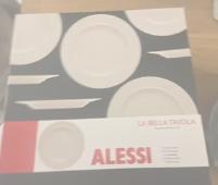 Ettore Sottsass bordenset voor Alessi 8 personen, Ophalen