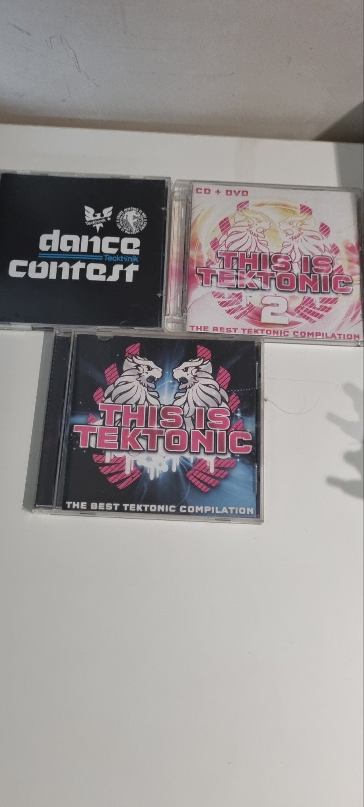Cd this is tektonic vol1,2,dance contest, CD & DVD, CD | Hardrock & Metal, Enlèvement ou Envoi
