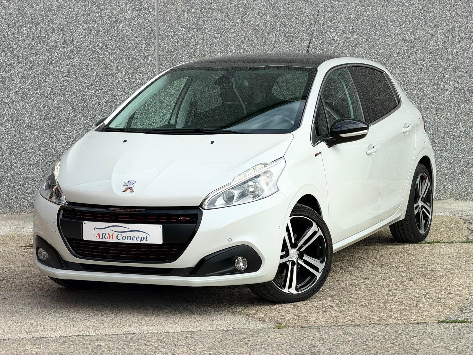 Peugeot 208 GT Line 1.2 Essence AUTOMATIQUE Garantie 12 Mois, Autos, Peugeot, Achat, Euro 6, Entreprise, Noir