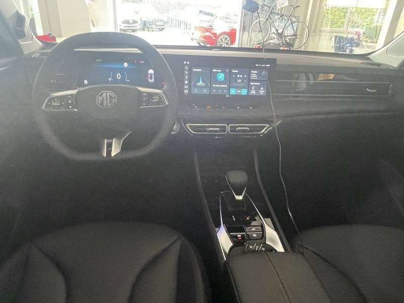 MG HS 1.5 T-GDi HYBRID+ Luxury | NEW MODEL! - STOCK!, Auto's, 1498 cc, Adaptive Cruise Control, Bedrijf, 5 deurs