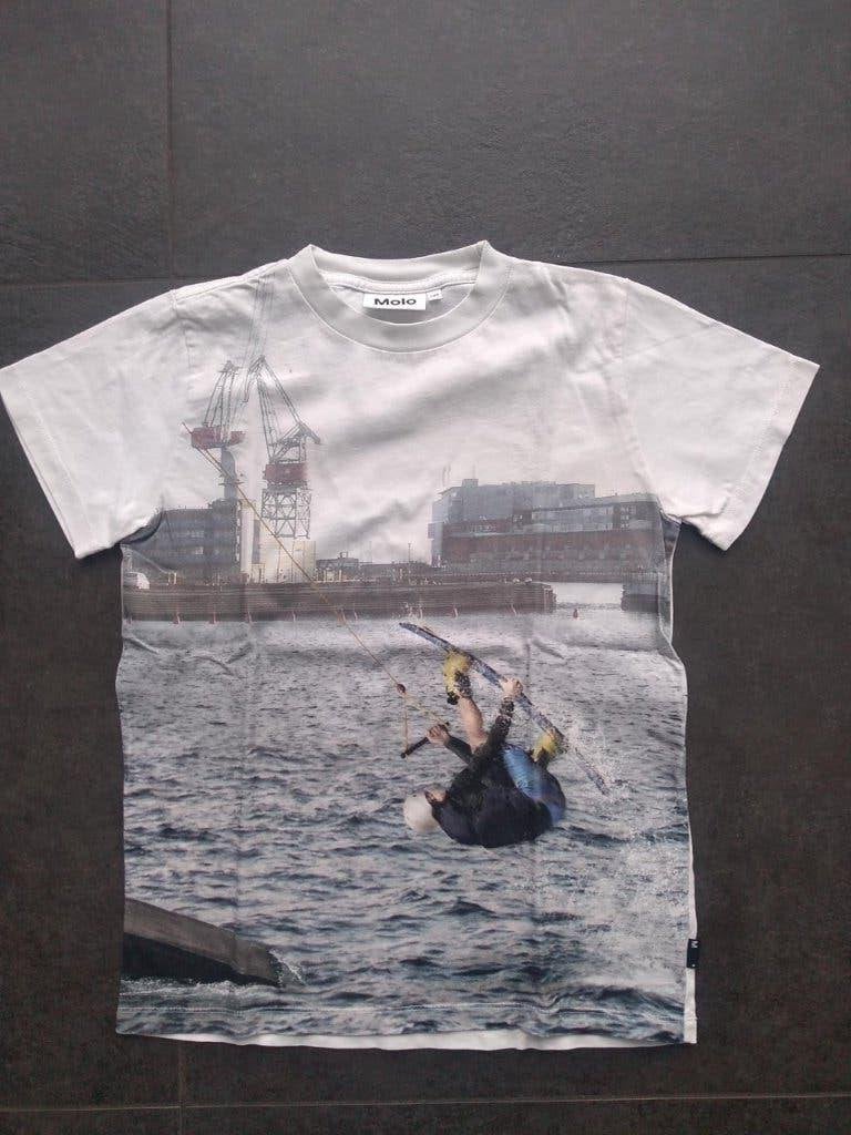 2 shirts Molo maat 140, Molo, Ophalen of Verzenden, Zo goed als nieuw, Shirt of Longsleeve