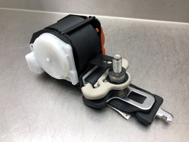 CEINTURE DE SECURITE ARRIERE CENTRALE Nissan Note (E12), Utilisé, Nissan