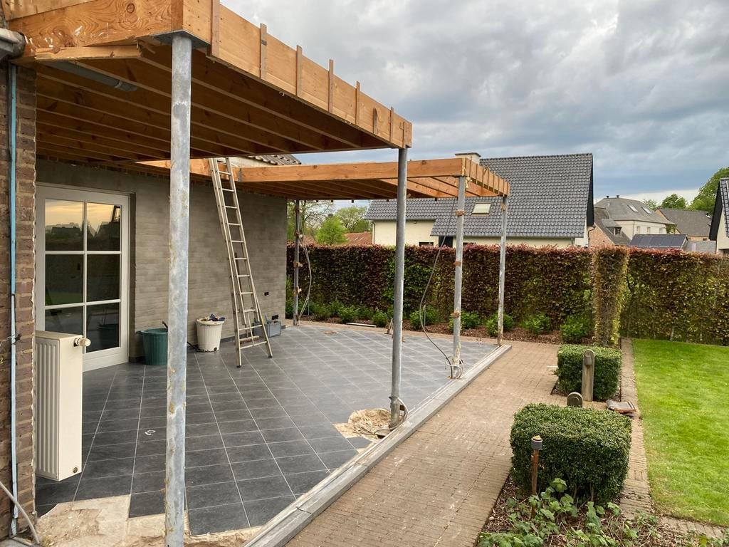 Houten balken inclusief metalen palen, Tuin en Terras, Ophalen, Gebruikt, Hout