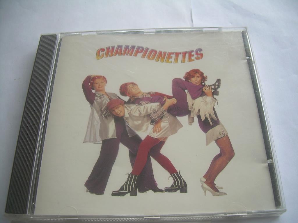 CD - CHAMPIONETTES, Cd's en Dvd's, Ophalen of Verzenden, Zo goed als nieuw, Levenslied of Smartlap