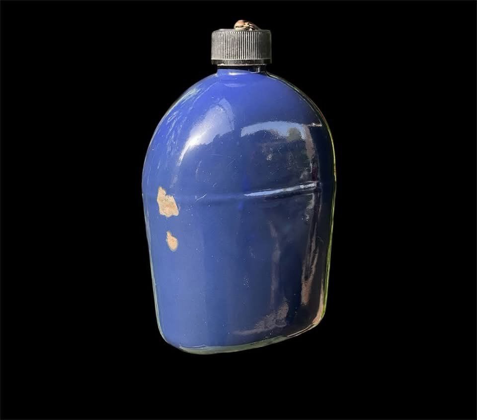 U.S. WWII M1942 BLUE Porcelain Enamel Canteen, Enlèvement ou Envoi, Armée de terre