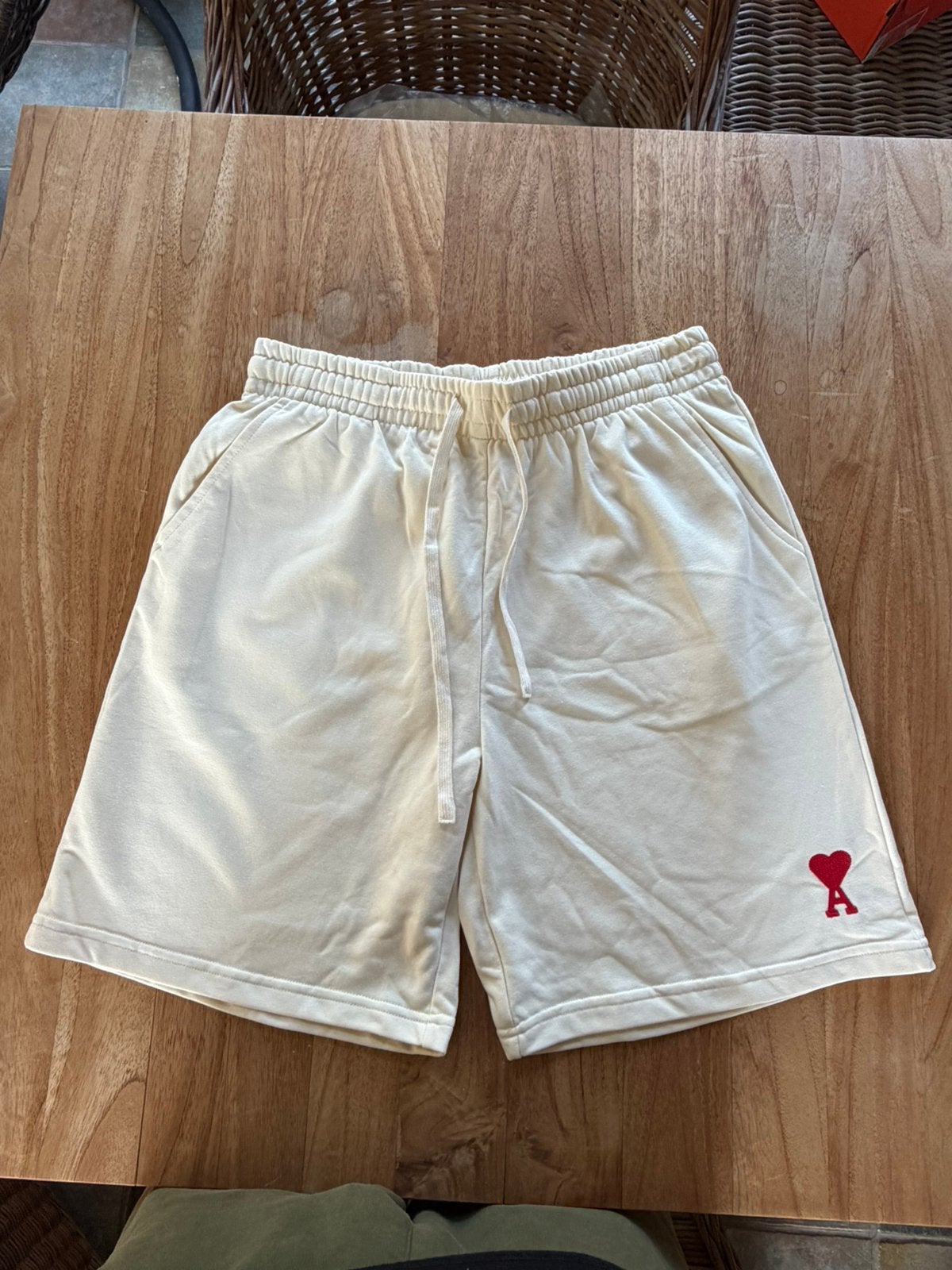 Ami short, Kleding | Heren, Broeken en Pantalons, Verzenden, Zo goed als nieuw, Maat 48/50 (M)