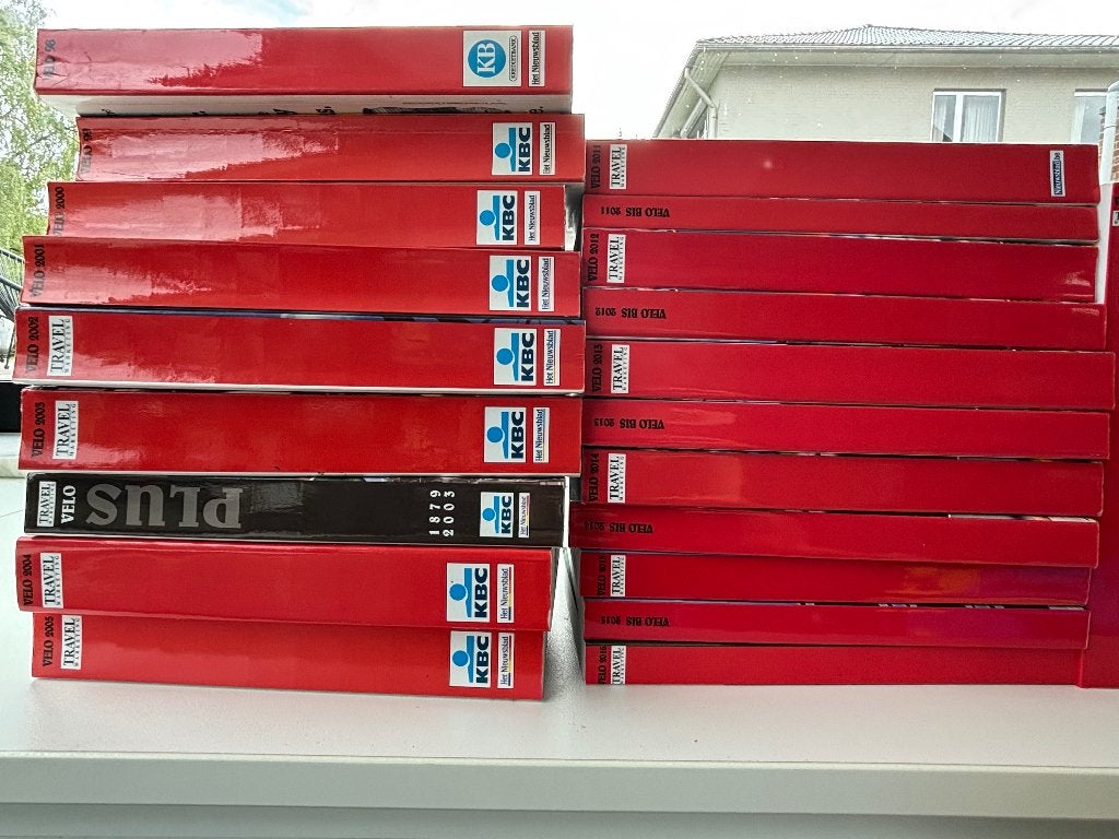 Wielerboeken VELO 1998-2025, Boeken, Sportboeken, Ophalen, Gelezen, Diverse auteurs, Lopen en Fietsen
