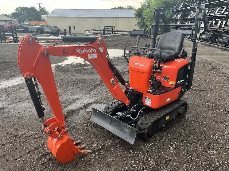 Verhuur minigraver - past door binnendeuren van >70cm, Ophalen, Gebruikt