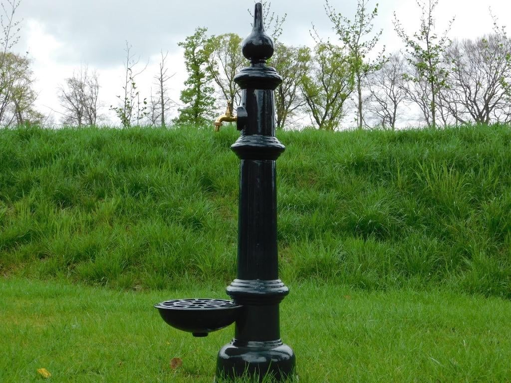 À usage unique : robinet d'eau stagnante, 120, vert foncé, Enlèvement ou Envoi, Aluminium, Ornement d'eau