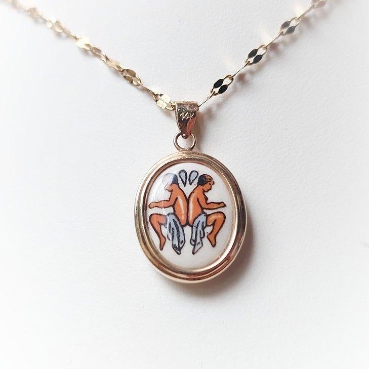 Vintage Hanger 14k Volgoud met Limoges -  Zodiac: Tweelingen, Neuf, Enlèvement ou Envoi, Or, Or