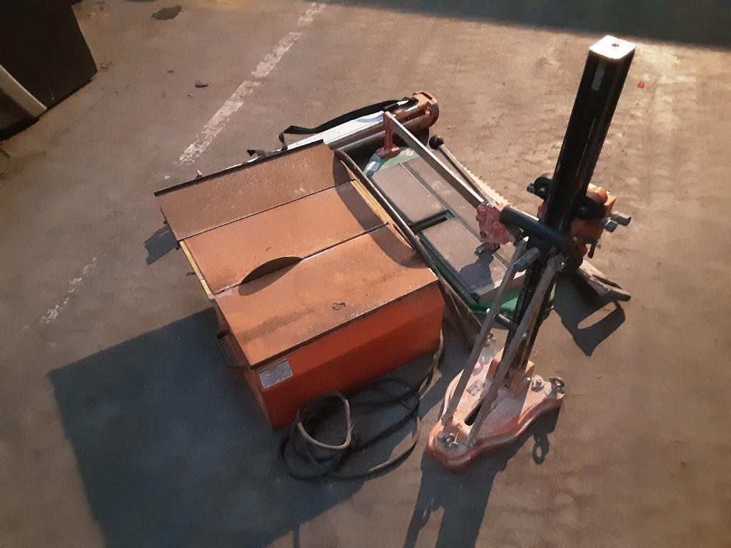 Allerhande gereedschappen, Enlèvement, Utilisé