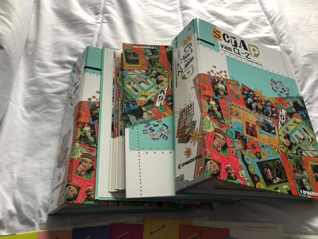 Scrap van A tot Z scrapbooking, Ophalen, Zo goed als nieuw, Scrap