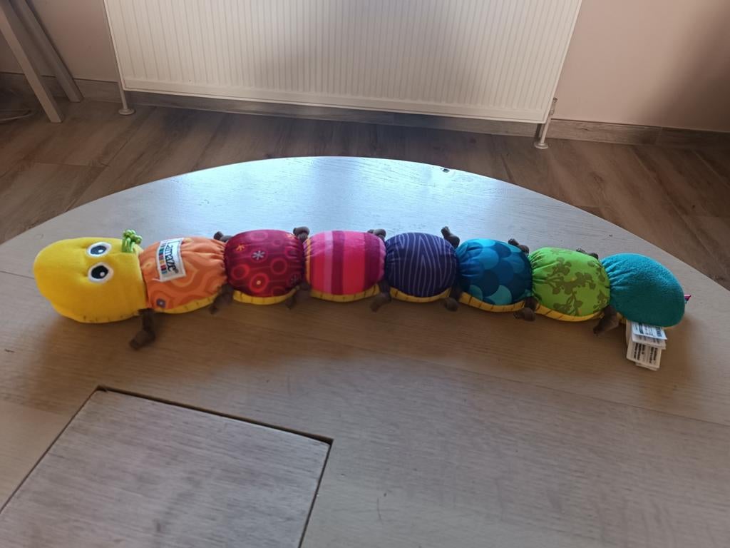 Peluche d'éveil chenille pour bébé TOMY, Enfants & Bébés, Enlèvement ou Envoi