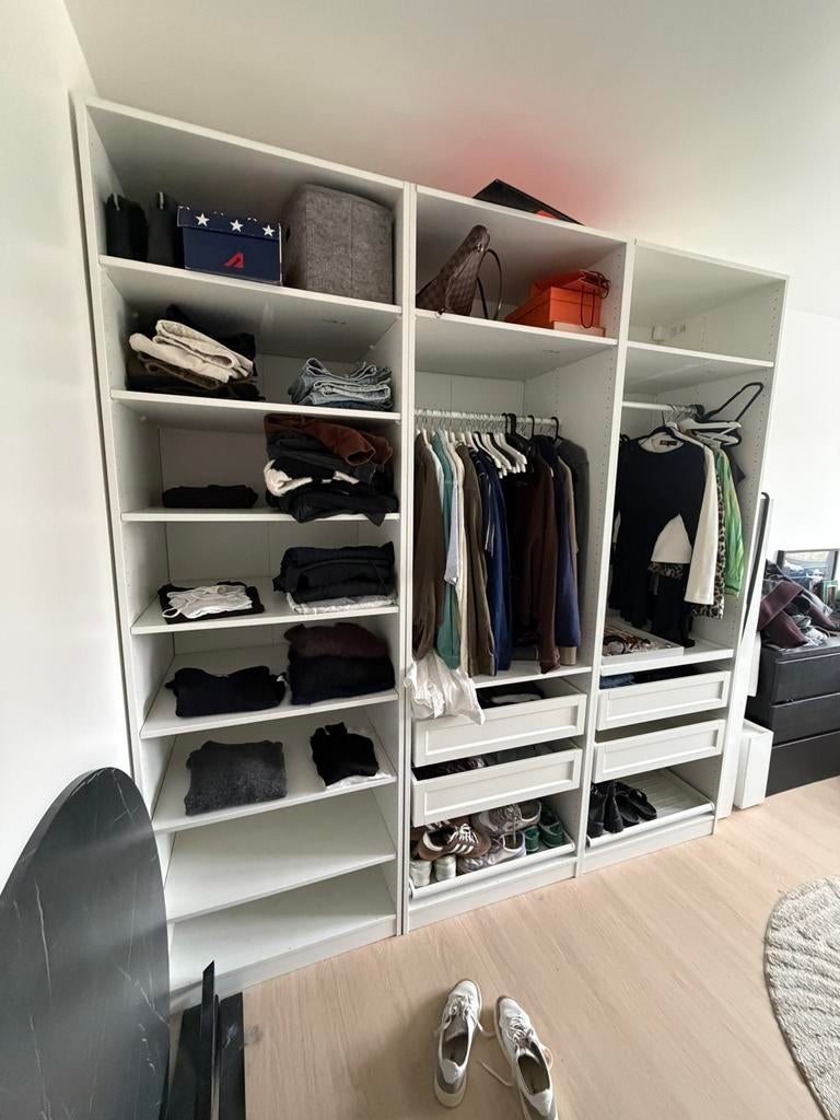 Dressing sans portes, Enlèvement, Comme neuf