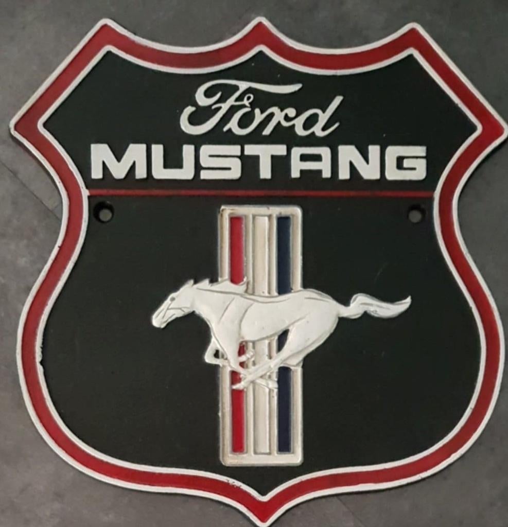 Ford Mustang gietijzeren decoratie bord en veel andere, Verzamelen, Ophalen of Verzenden, Nieuw, Reclamebord