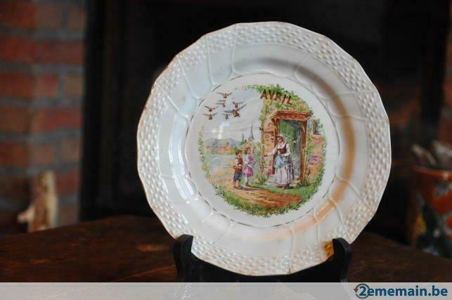 assiette  saint Amand Pâques avril, Antiquités & Art