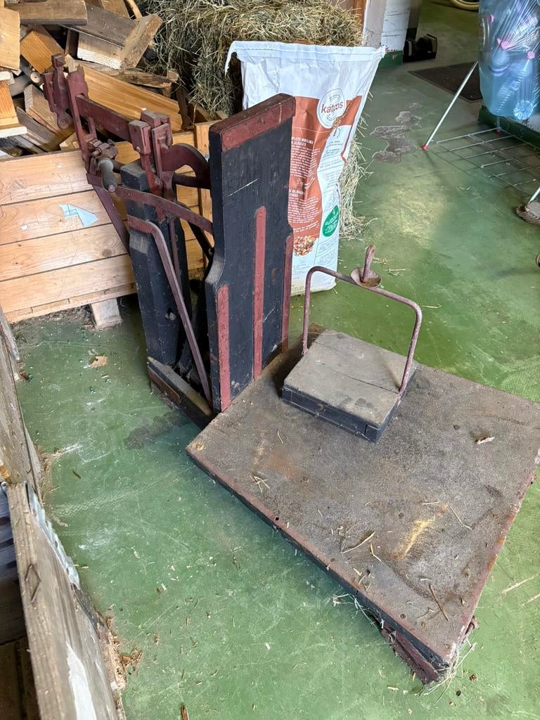 Baskuul in goede staat., Ophalen, Gebruikt, Hout