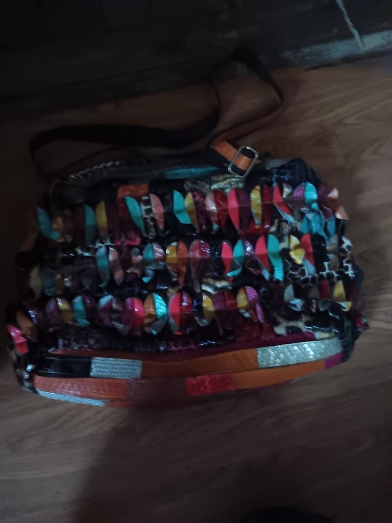 Veelkleurige leren tas, Overige kleuren, Overige typen, Ophalen of Verzenden, Zo goed als nieuw