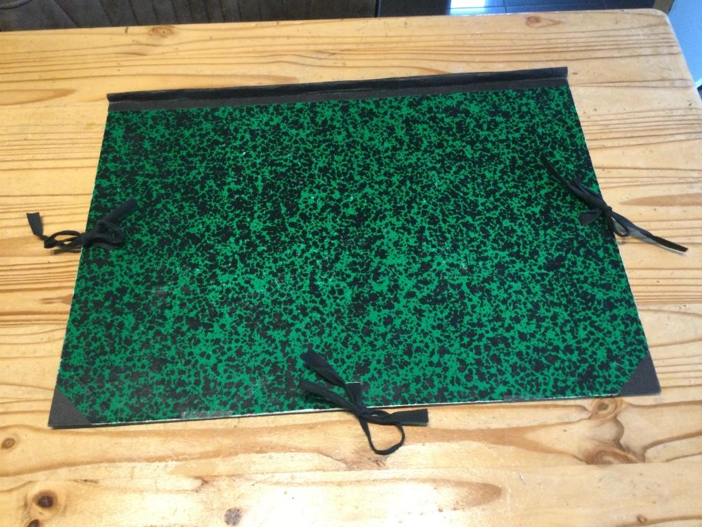 Tekenmap met linten 37x 52 cm, Hobby en Vrije tijd, Ophalen of Verzenden, Zo goed als nieuw