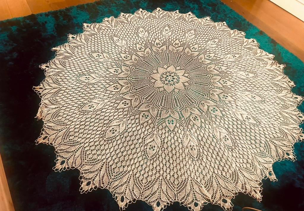 Ronde katoene tafelkleed, Ophalen, Zo goed als nieuw