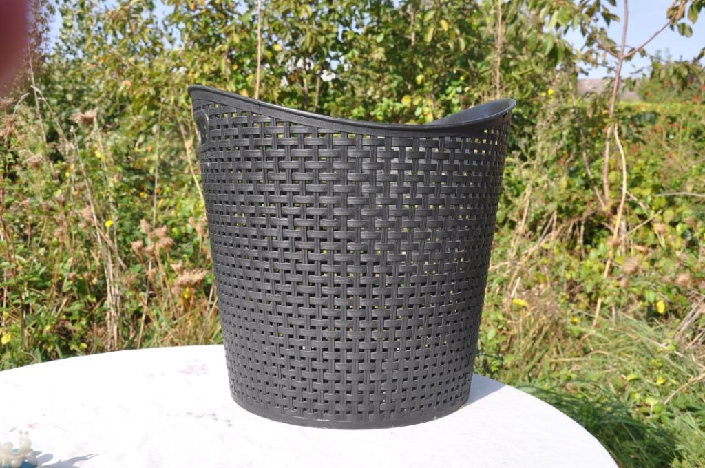 manne ronde en plastique noire, Maison & Meubles, Enlèvement ou Envoi, Neuf