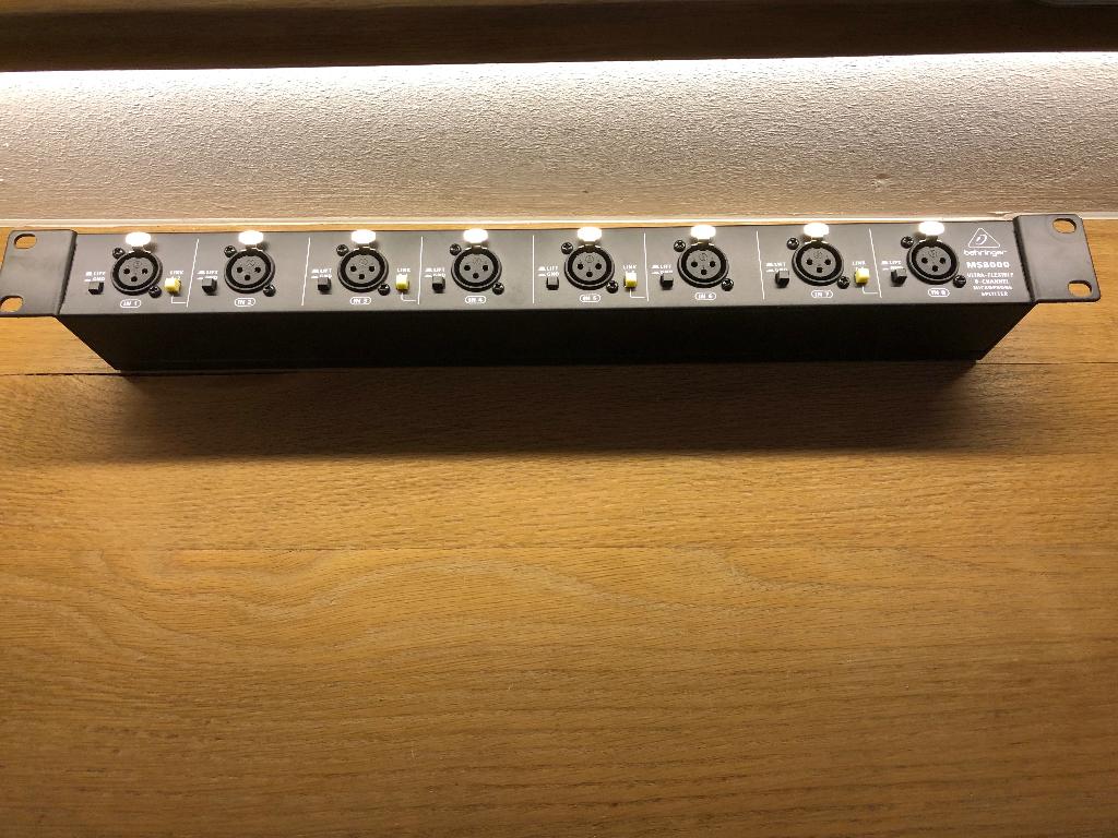 Behringer Ultra link, Ophalen, Zo goed als nieuw, 5 tot 10 kanalen, Microfooningang