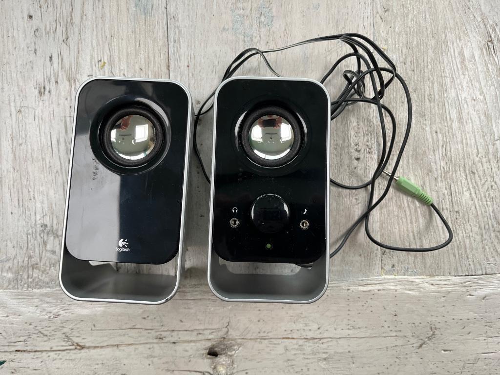 Logitech computer speakers, Enlèvement, Comme neuf, Canal audio 2, Logitech