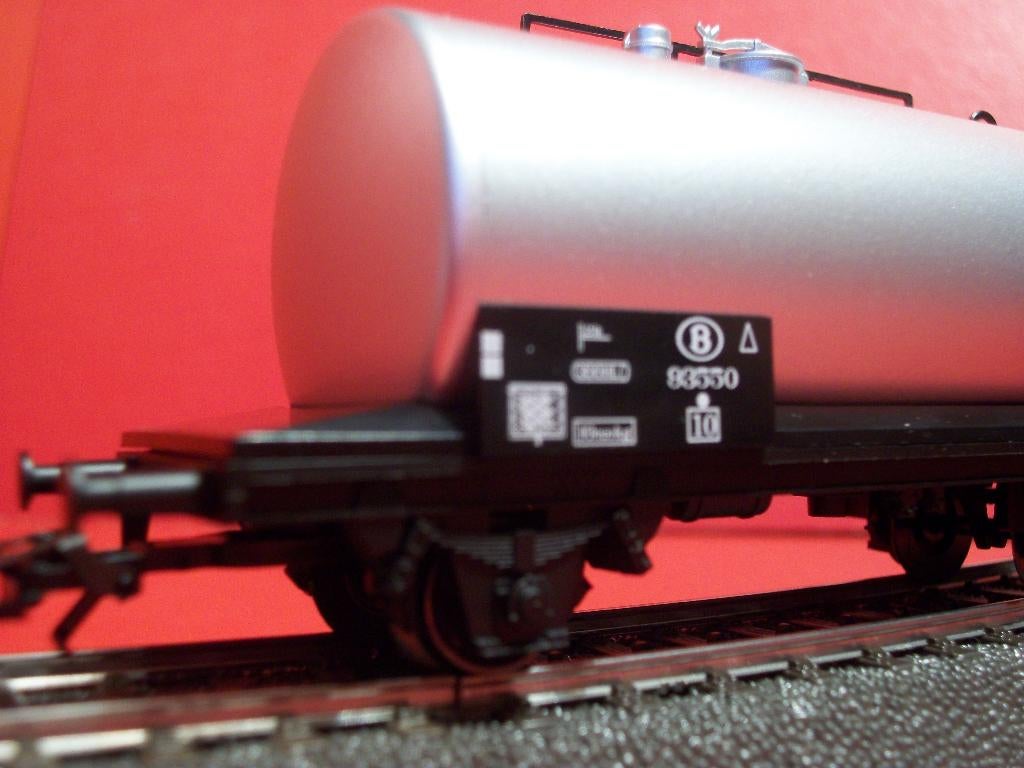 SNCB - Wagon-citerne Belge MÄRKLIN -- H0 - 1:87, Enlèvement ou Envoi, Courant alternatif, Wagon, Comme neuf