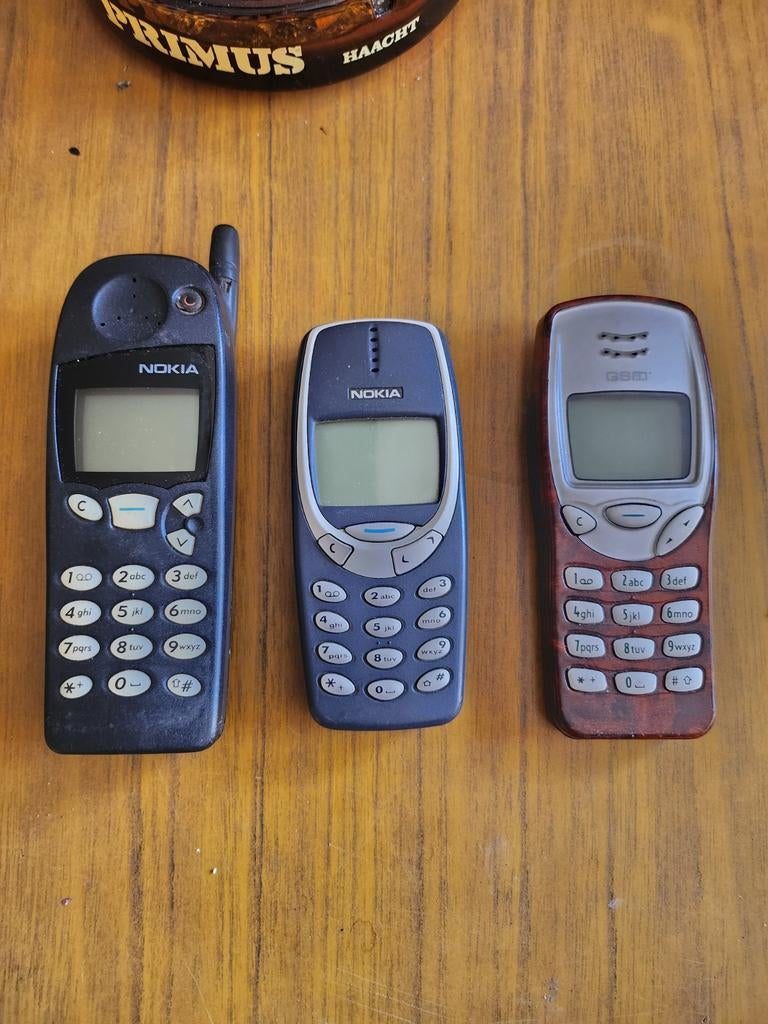 3 antieke nokia toestellen, 5510,3310,3210., Telecommunicatie, Mobiele telefoons | Nokia, Ophalen