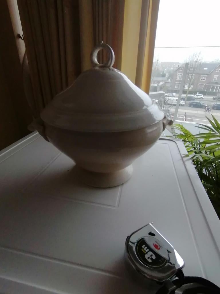 Porseleine soepkom, Antiek en Kunst, Ophalen