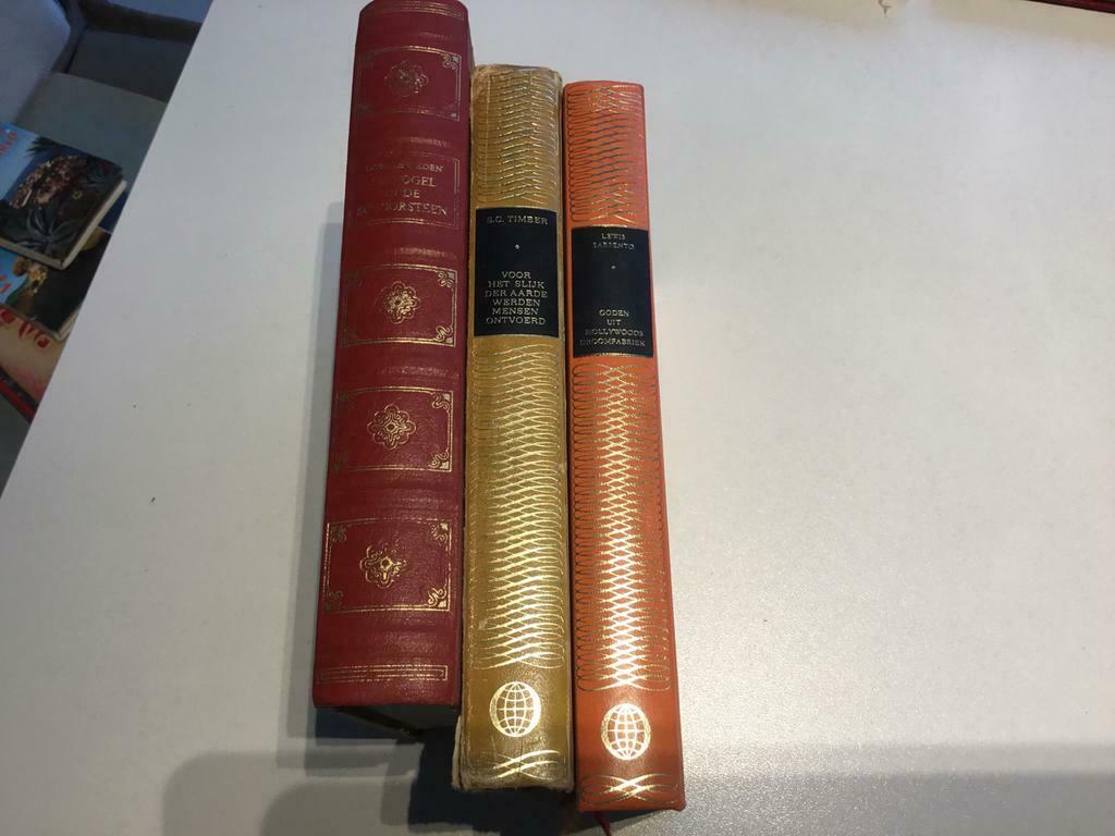 Thrillers, Ophalen of Verzenden, Zo goed als nieuw