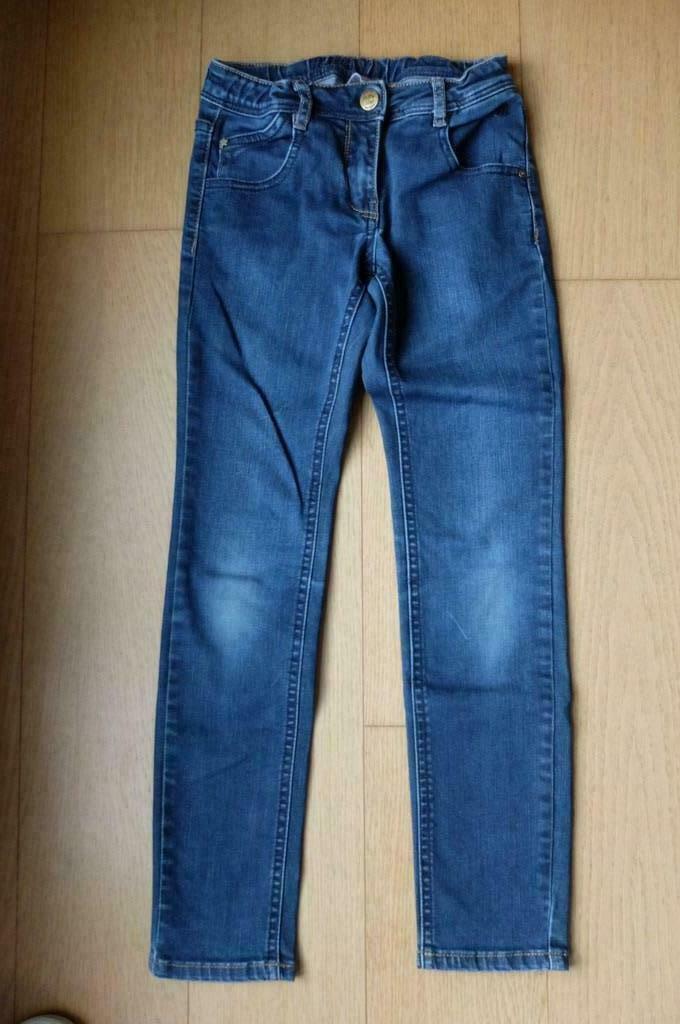 2 Jeansbroeken maat 134 (meisje), Ophalen of Verzenden, Gebruikt, Meisje, Broek