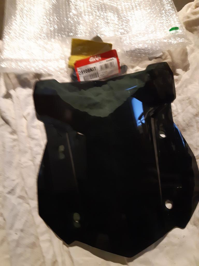 Bulle fumée Givi Bmw avec accessoires, Motos, Enlèvement