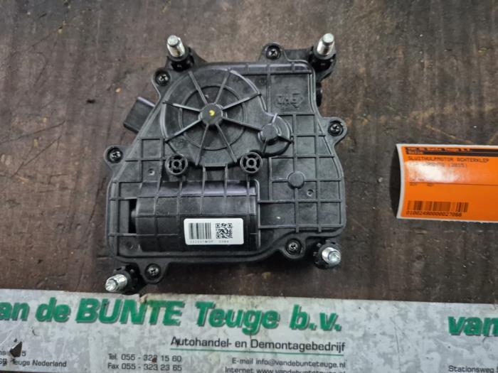 Sluithulpmotor achterklep van een Kia Sorento, Ophalen of Verzenden, 3 maanden garantie, Gebruikt, Kia