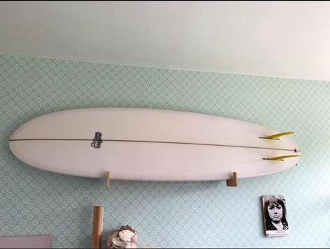Surfboard 7’4” twin fin, wegener (the wegg), Watersport en Boten, Golfsurfen, Ophalen, Zo goed als nieuw, Funboard, Met vinnen