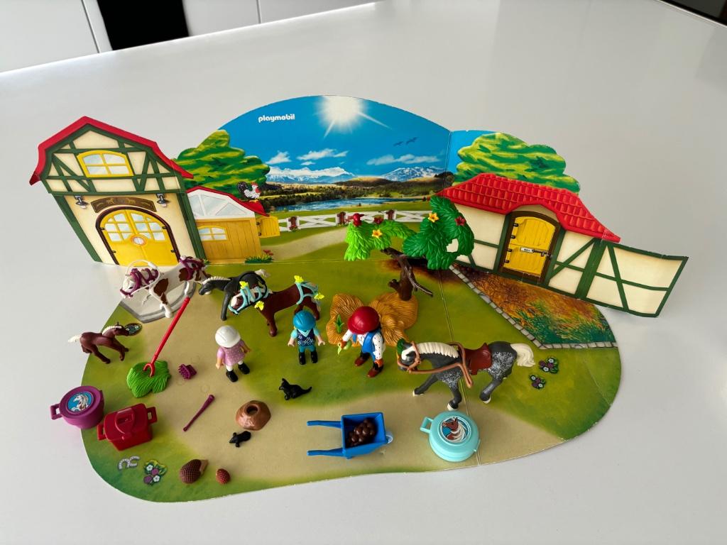 Playmobil (9262) Calendrier de l'Avent "Centre équestre", Enlèvement, Comme neuf, Playmobil en vrac