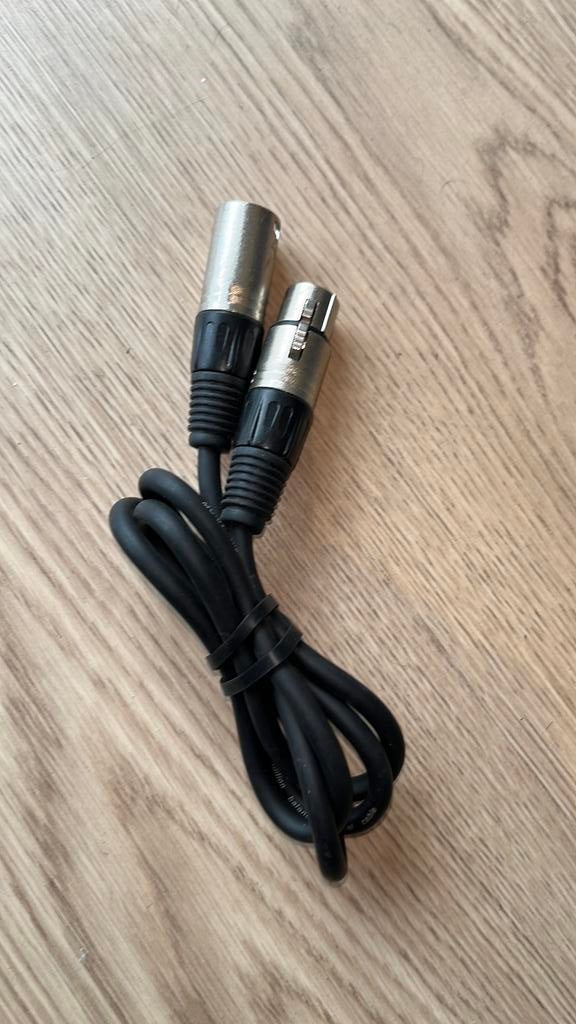 Lot Verschillende kabels/haken aangeboden dj/band/verhuur, Audio, Tv en Foto, Ophalen, Zo goed als nieuw, 10 meter of meer, Luidsprekerkabel