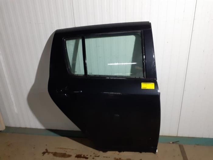Portière 4portes arrière droite d'un Suzuki Swift (ZCE), -, 3 mois de garantie, Utilisé, Porte