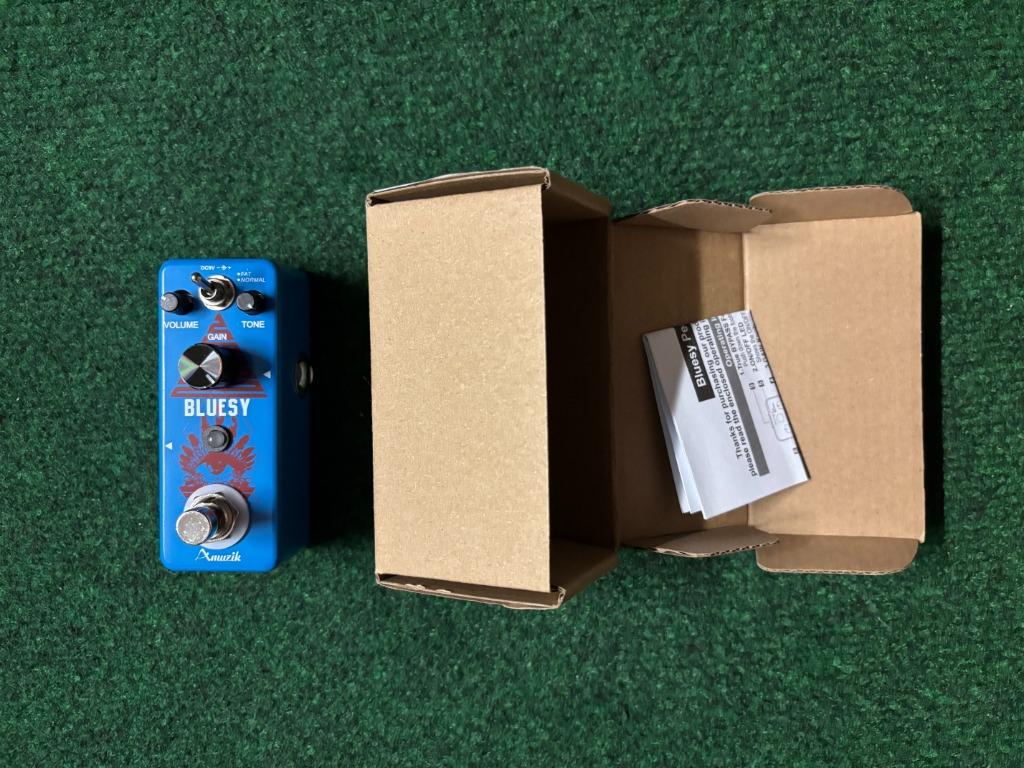 Pédale d'effet pour guitare ou basse Amuzik Blues Driver, Enlèvement, Neuf, Distortion, Overdrive ou Fuzz