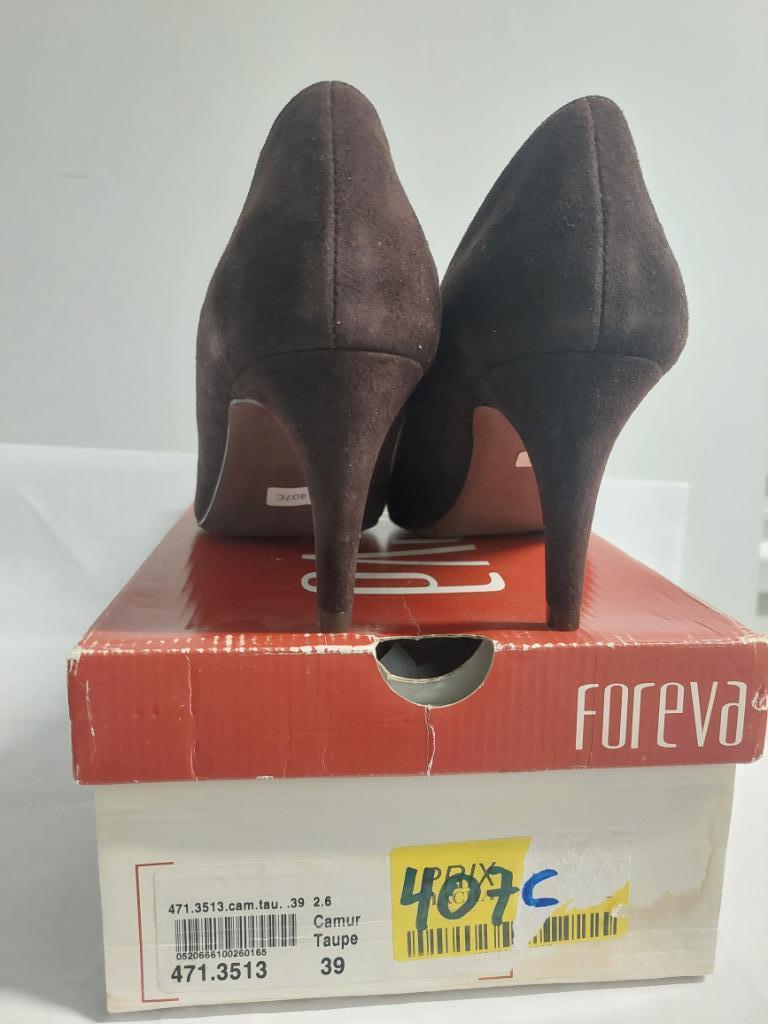 407C * FOREVA - jolis escarpins taupe tout cuir (39), Neuf, Foreva, Escarpins, Brun