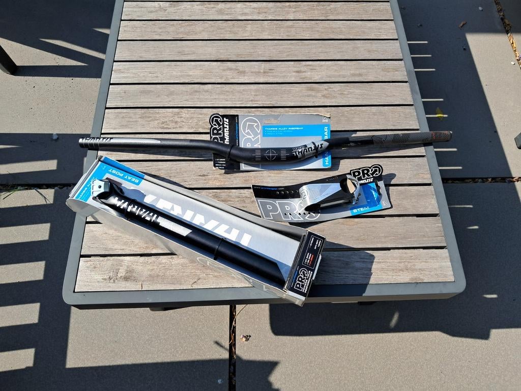 Pro MTB stuur, stuurpen en zadelpen, Fietsen en Brommers, Fietsaccessoires | Overige Fietsaccessoires, Ophalen of Verzenden, Nieuw