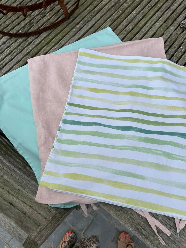 3 housses de coussins IKEA