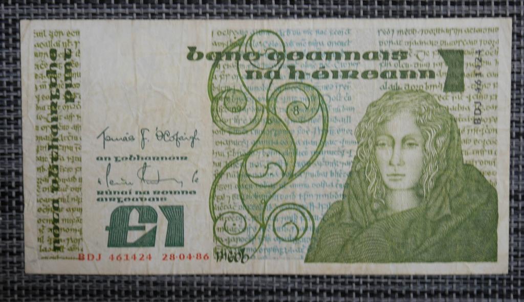 Bankbiljet 1 pond Ierland 1986, Postzegels en Munten, Ophalen of Verzenden, Setje