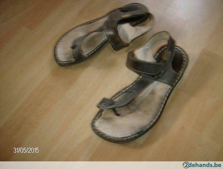teenslippers merk  brako  - maat 37, Enlèvement ou Envoi, Porté, Sandales de bain