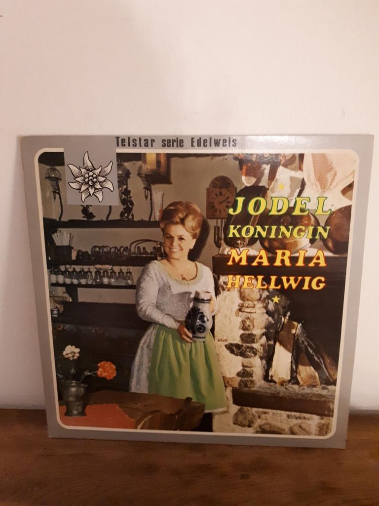 LP : Model Queen Maria Hellwig, Enlèvement ou Envoi, Comme neuf