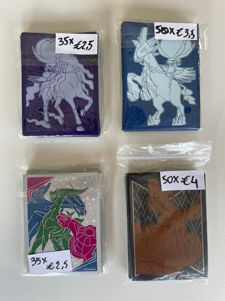 étuis pour cartes pokémon, Enlèvement ou Envoi, Comme neuf, Pochettes ou Étuis à cartes